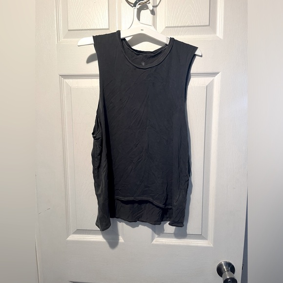 Volcom sleeveless tee - Picture 1 of 3